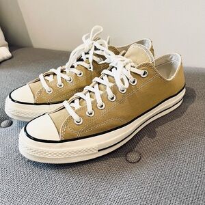 Converse Chuck 70 Low Fall Khaki Color Mens 9.5 / Womens 11 *fit large*